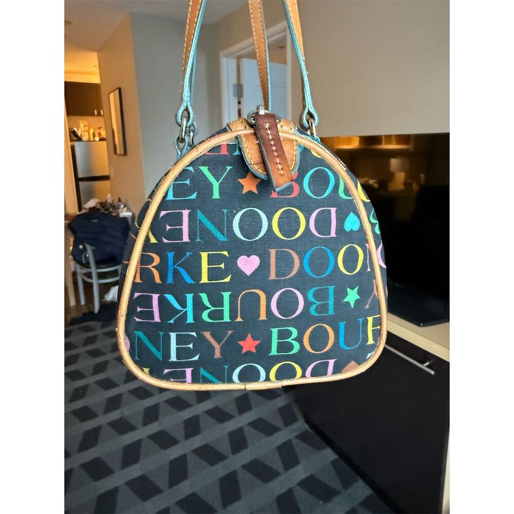 Vintage Dooney & Bourke Multicolor Graffiti Barrel Shoulder Bag - Picture 4 of 9